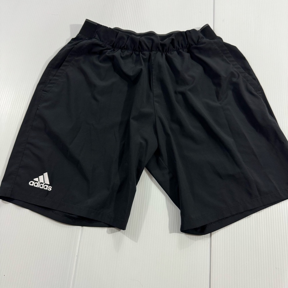 576. Adidas Primegreen Men's Athletic Black Shorts (L9)